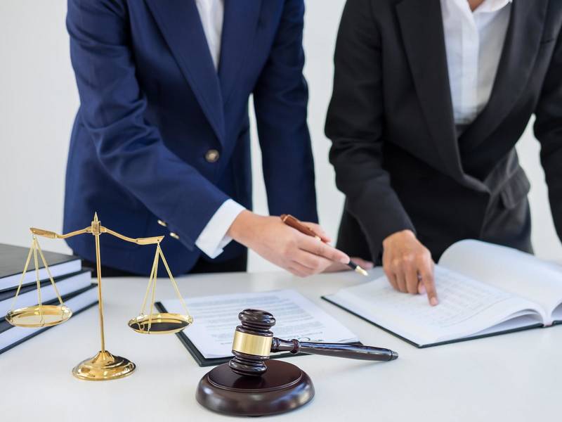 上海医疗事故律师解析医疗事故鉴定中违法行为的法律责任